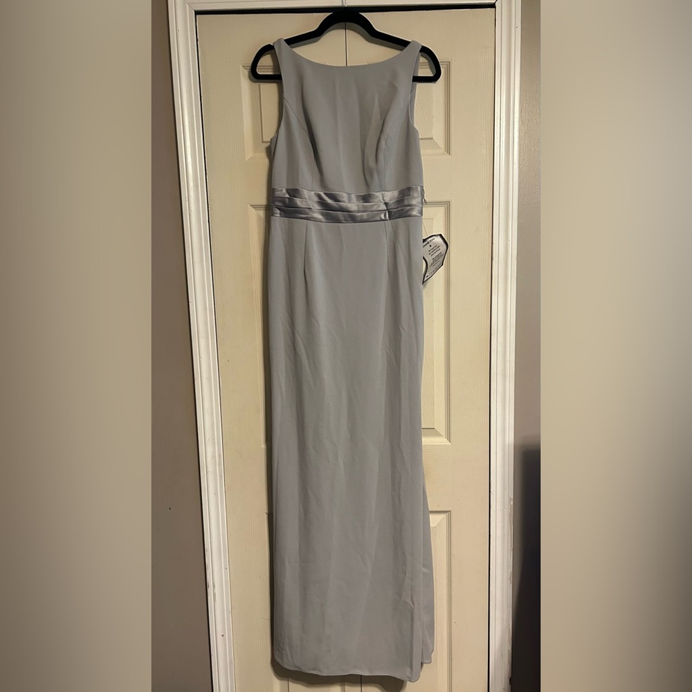 Adrianna Papell Elegant Gray Maxi Dress